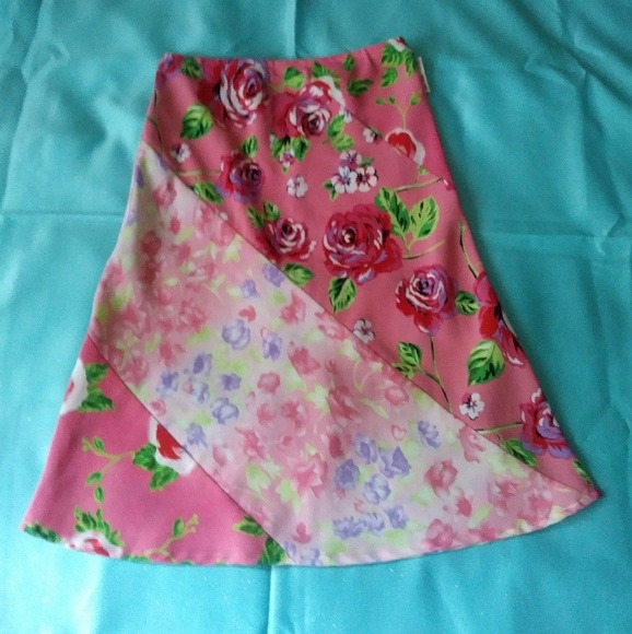 Mary Kate and Ashley floral skirt - Picture 1 of 7